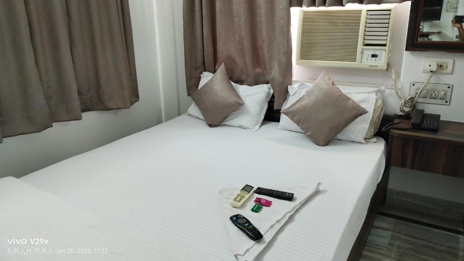 Готель White Heaven New Town Екстер'єр фото